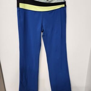 Lululemon Groove Crossover Flare Leggings Size 12